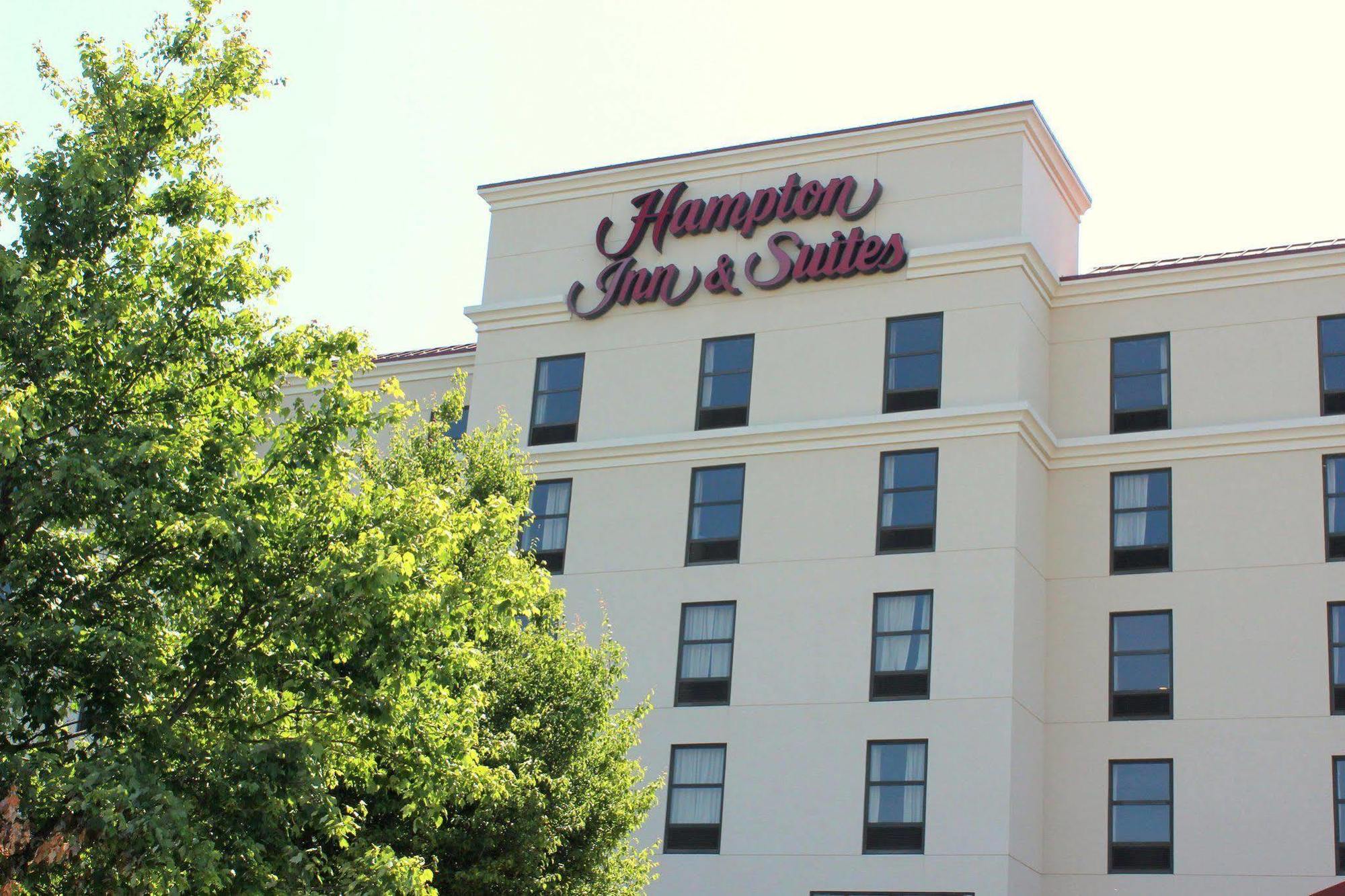 Hampton Inn & Suites Concord-Charlotte Ngoại thất bức ảnh
